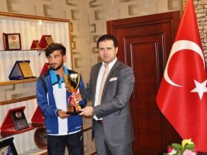 Kaymakam Fırat "Bu Gurur Hepimizin"