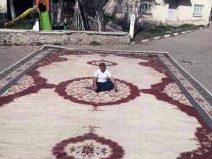 Cumhurbaşkanlığı Sarayı’nın İki Halısı Simav’dan