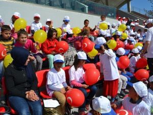 17 Mahalle İlkokulu Öğrencileri Doyasıya Eğlendi