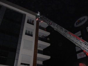 Zehirlenmekten İtfaiye Ekipleri Kurtardı