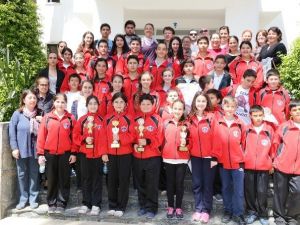 Bodrum’un Şampiyon Halk Oyunları Ekibi, Mutluluklarını Başkan İle Paylaştı