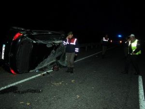 Otomobil Takla Attı: 5 Yaralı