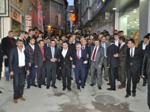 MHP Adaylarına Miting Gibi Karşılama