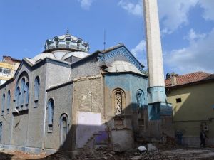 Balıkpazarına Nefes Aldıracak Yıkımlar Tamamlandı