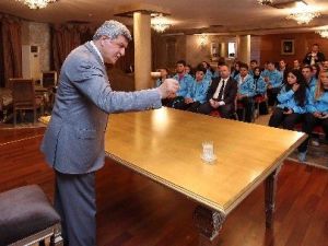 Başkan, “Değerlerinize Sahip Çıkan Gençlik Olun”