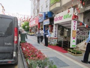 Körfez Zabıtası Kaldırım İşgaline Göz Açtırmıyor