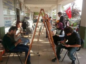 Öğrenciler Engellilerle Empati Kuruyor