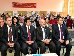 Gümüşhane’de Velililere Sertifikalı Eğitim Semineri