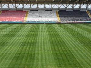 Manisa 19 Mayıs Stadı Zemini, Galatasaray Maçına Hazır