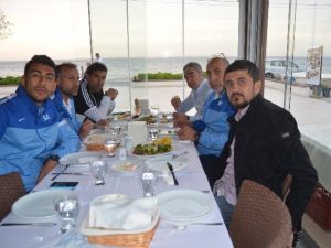 Adana Demirspor Kafilesi Akşam Yemeğinde Buluştu