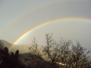Küre’de Oluşan Gökkuşağı Görenleri Büyüledi