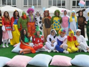 Kız Meslek Lisesi’nde Rengarenk Şenlik