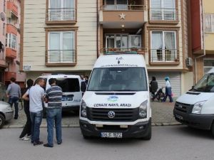 35 Yaşındaki Astsubay Evinde Ölü Bulundu