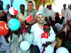 Türk Doktorlar Sudan’da 2 Bin Çocuğu Sünnet Etti