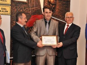 Denizli’de Beslenme Dostu Okullara Sertifikaları Verildi