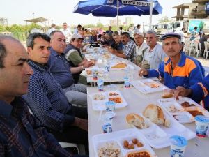 Başkan Tarhan İşçilerle Bir Araya Geldi