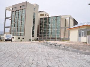 Niksar’da Yeni Devlet Hastane Yolu Parke Çalışmaları Tamam