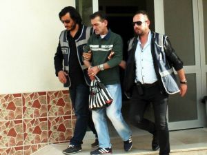 Balıkesir’de Oğlunu Öldüren Baba Olaya İntihar Süsü Vermeye Çalıştı