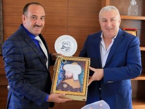 Abhaz Kültür Derneği’nden Başkan Duruay’a Ziyaret