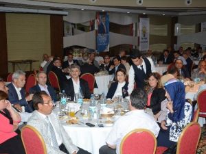 AK Parti’den Birlik Yemeği
