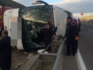 Ankara-eskişehir Karayolu’nda Otobüs Kazası: 13 Yaralı