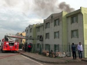 Körfez’de Çıkan Yangında Bir Ev Küle Döndü