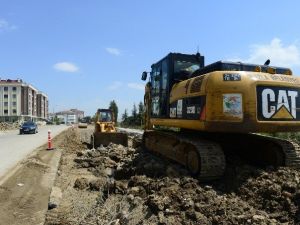 Tuzla Şehitler Caddesi’nde Yol Genişletme Çalışmaları Başladı