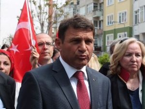 Emekli Albaya Cumhurbaşkanına Hakaretten Ceza