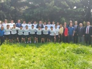 Başkan Keleş’den U-19’a Moral Ziyareti