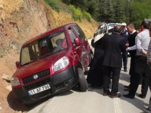 Trafik Kazasında Küçük Bebeği Allah Korudu