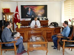 Siverek Kaymakamından Sporculara Malzeme Desteği