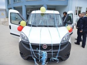 Belediyeden Emniyete Araç Hediyesi