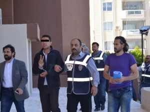 İzmir’de Uyuşturucu Operasyonu