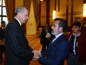 Cumhurbaşkanı Erdoğan, Özgecan’ın Ailesini Kabul Etti
