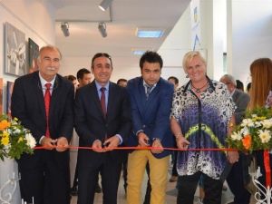 Başak Koleji Öğrencilerinden Yılsonu Karma Resim Sergisi