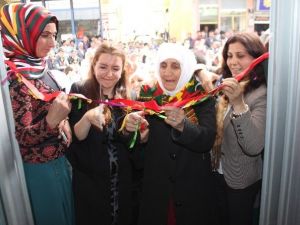 HDP Bulanık’ta Kadın Bürosu Açtı