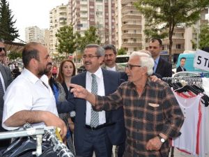 Ünüvar, Çarşı-pazar Gezdi