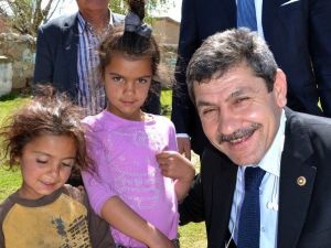 AK Parti Adayları Ürün Ve Beder İhsaniye’de Vatandaşlarla Bir Araya Geldi