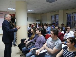 Denizli’de Evlilik Okulu Yeni Mezunlarını Verdi