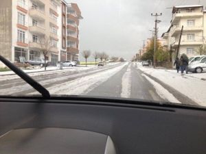 Develi’ye Dolu Yağdı