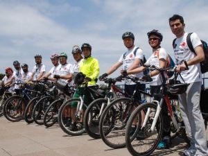 Bisikletli Gençler ’Medeniyet Ve Barış Turu’na Çıktı