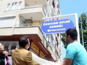 Özgecan Aslan Sokağı Açıldı