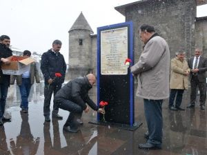 Ermeniler Tarafından Katledilen Belediye Heyeti’nin Anıtı Çalındı