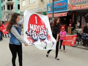 Burdur’da İşçi Bayramı Kutlamaları Olaysız Geçti