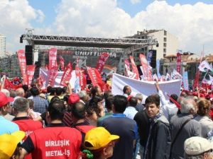 İzmirliler 1 Mayıs’ta Soma’yı Unutmadı