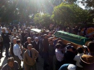 Bakan Zeybekci, Aydın’da Akrabasının Cenazesine Katıldı