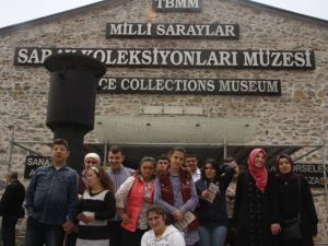 Özel Çocuklar Minyatür Sergisinde