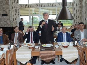 Karaosmanoğlu Ve Üzülmez, Fikir Kulübüyle Buluştu