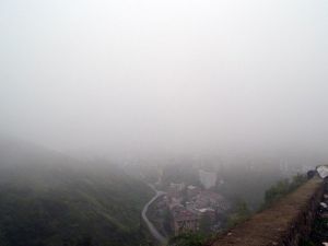 Trabzon’da Yoğun Sis Hava Ulaşımını Olumsuz Etkiliyor