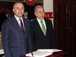 Dışişleri Bakanı Çavuşoğlu Adana’da